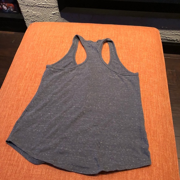 Nike Tank Top - Picture 3 of 3